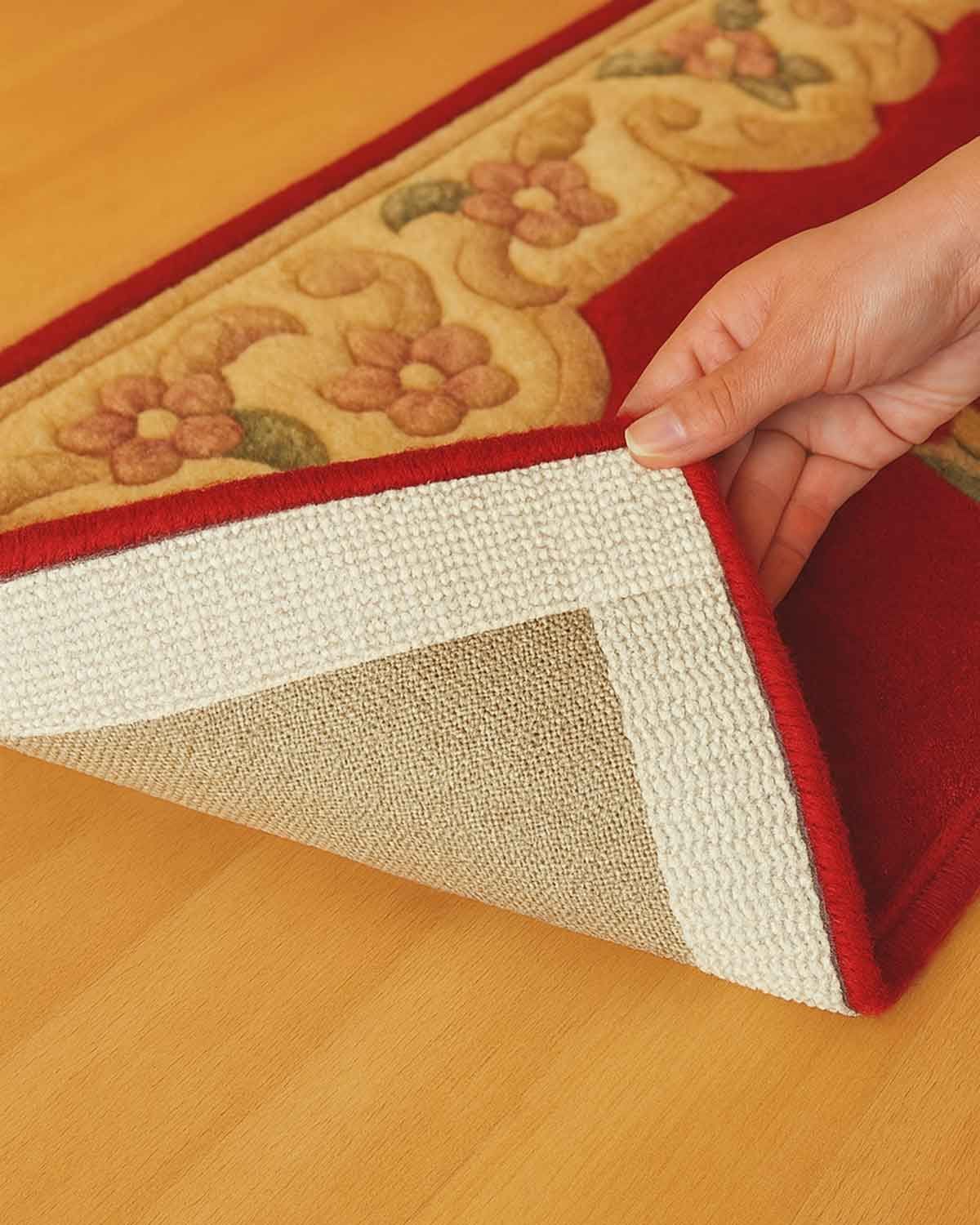 Carpet Tape. Tape can be easily removed as needed. 3m x 5cm.